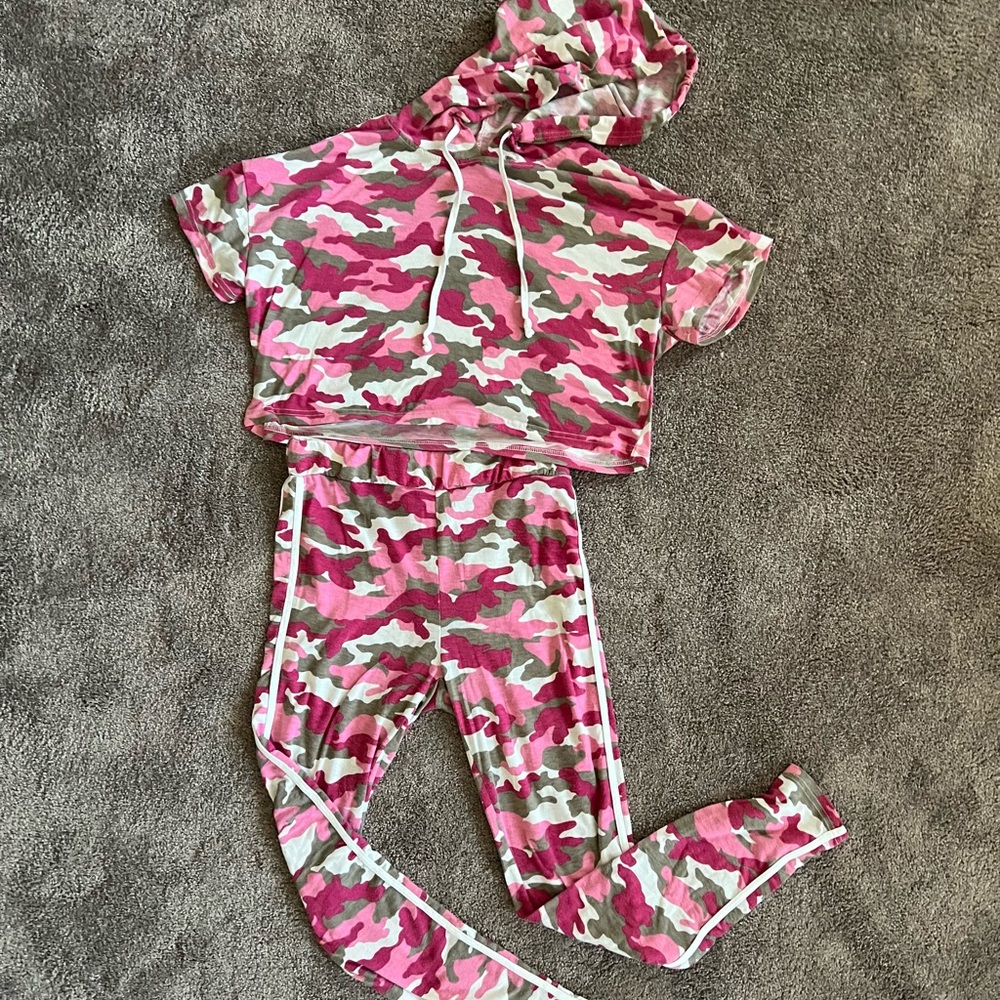 Lounge Matching Set